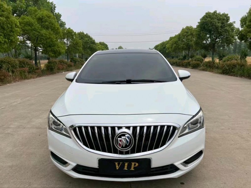 盐城17年别克威朗9