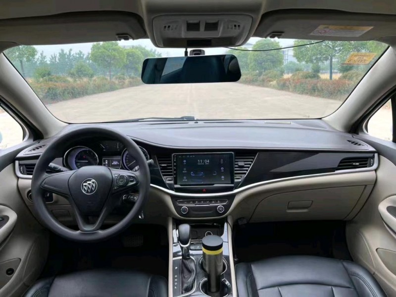 盐城17年别克威朗2