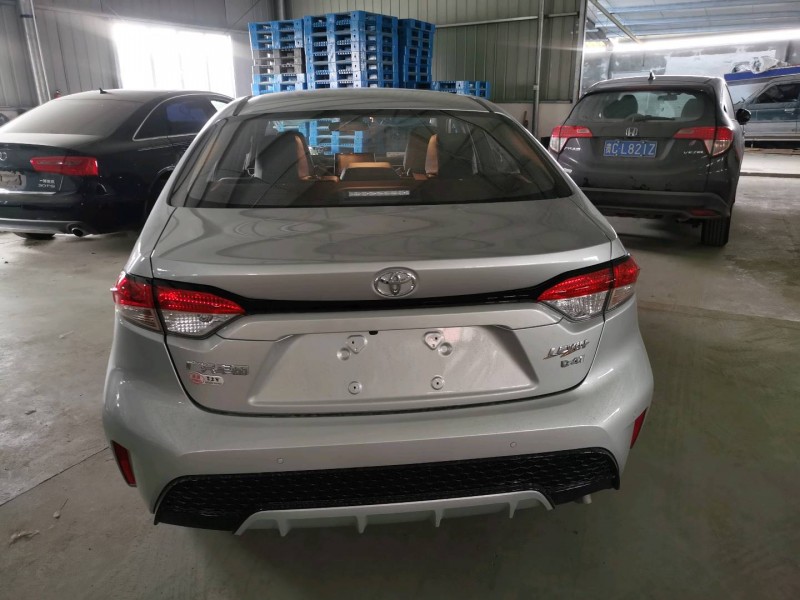 北京22年丰田雷凌2