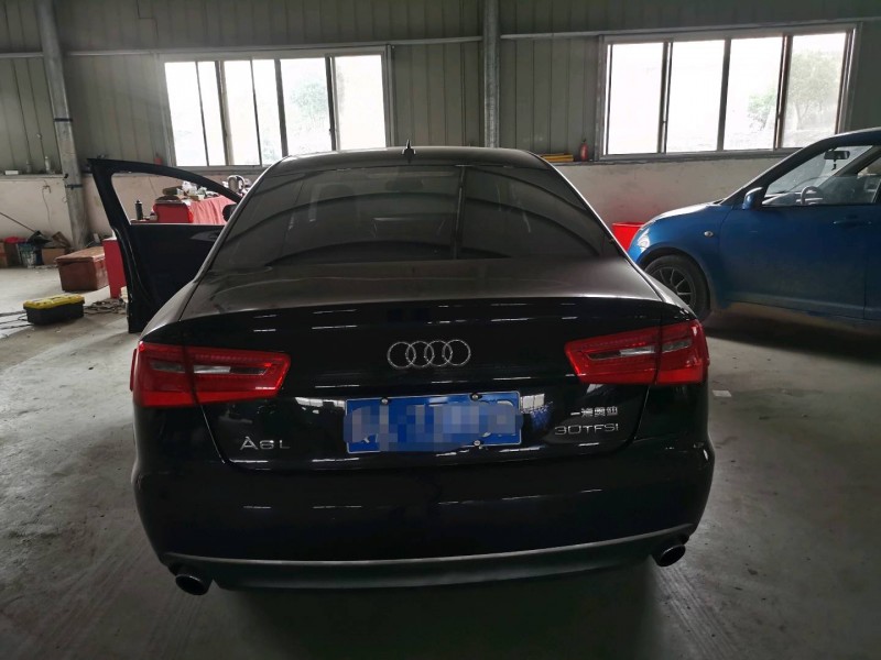 北京15年奥迪A6L3