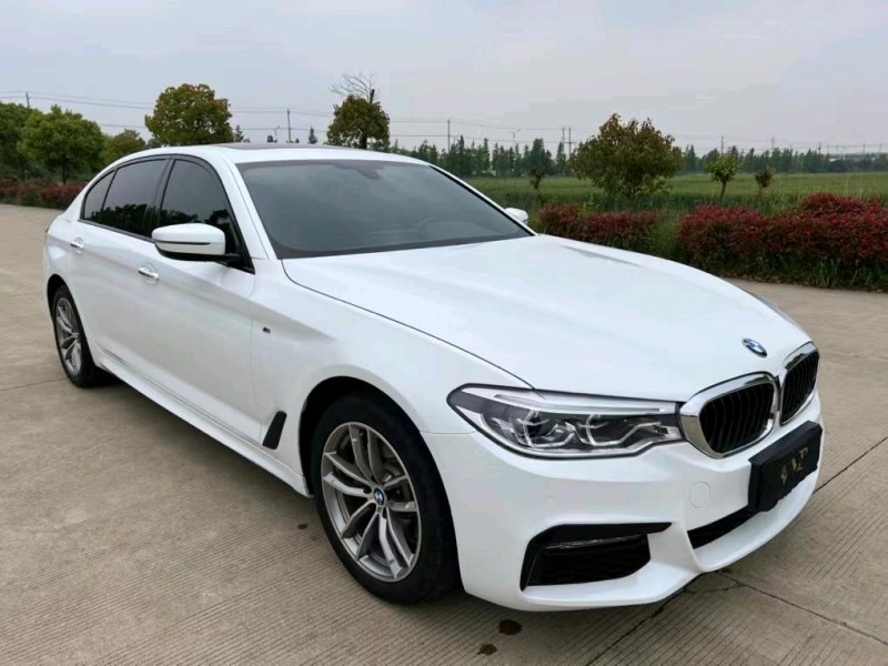 盐城18年宝马5系3