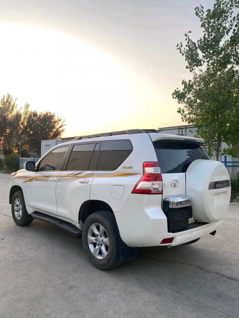 徐州13年丰田普拉多8