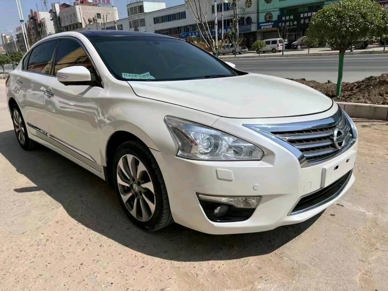 渭南14年日產天籟1
