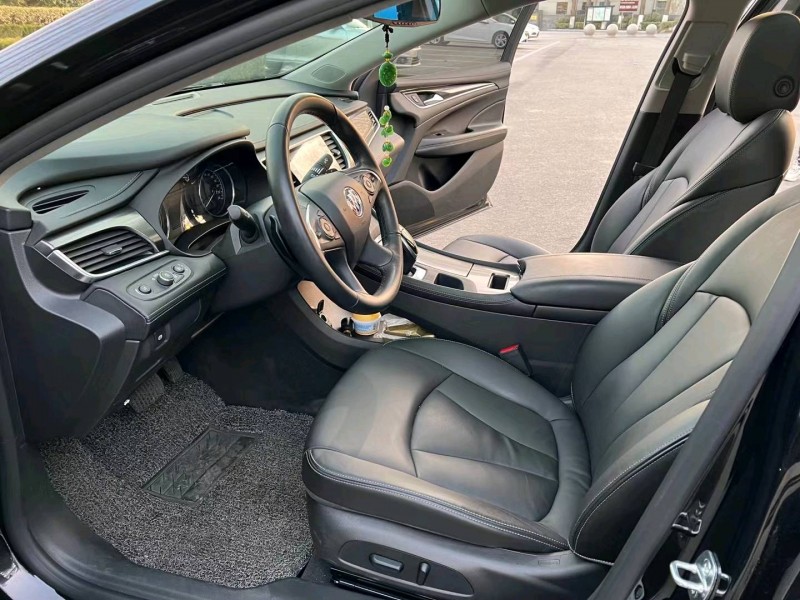 徐州21年别克君越2