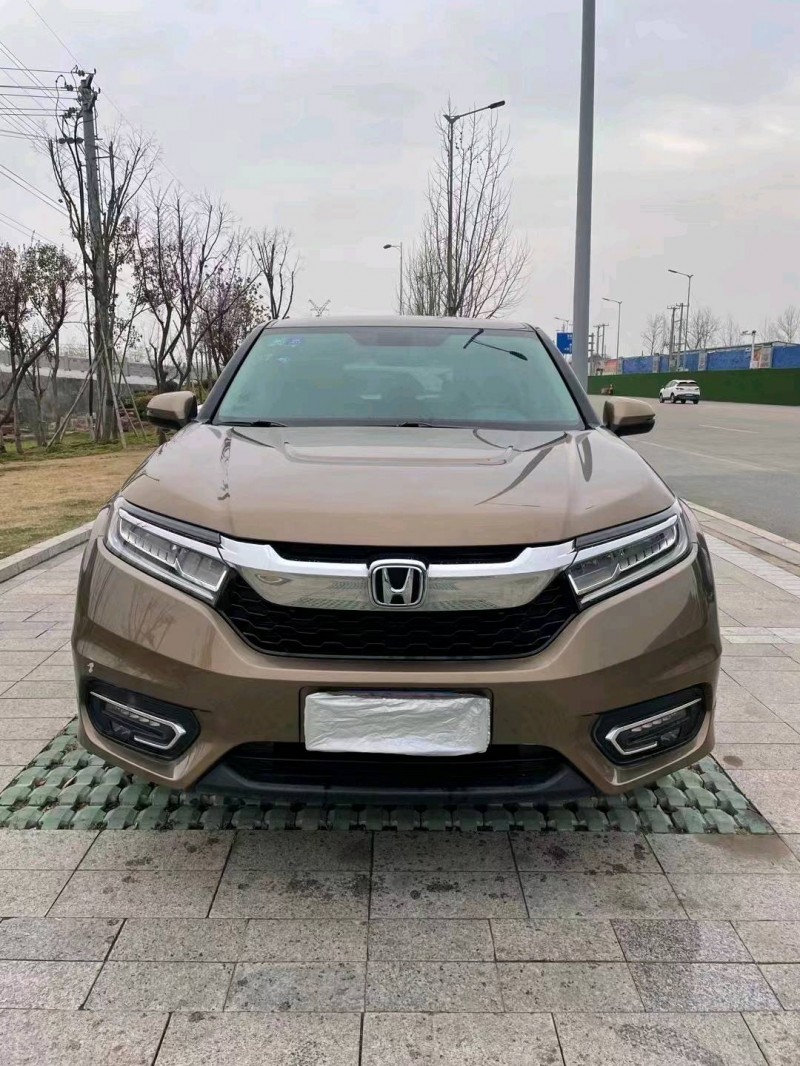 徐州17年本田冠道8