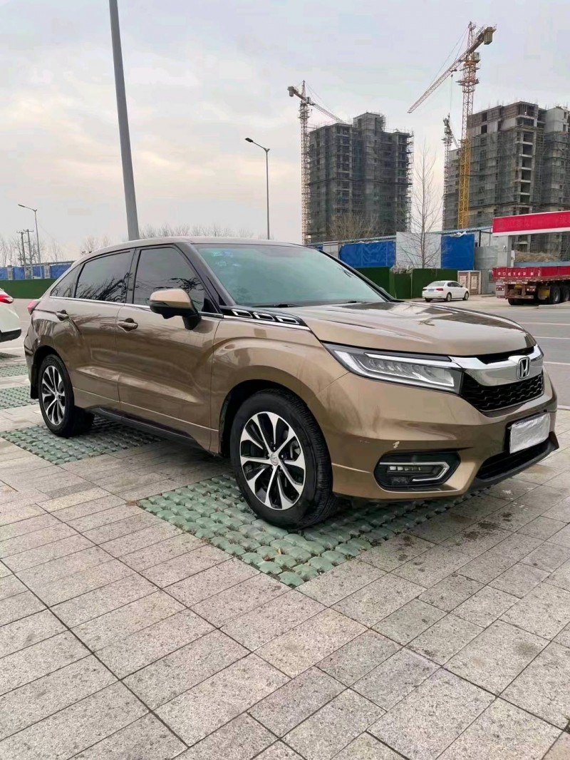 徐州17年本田冠道7