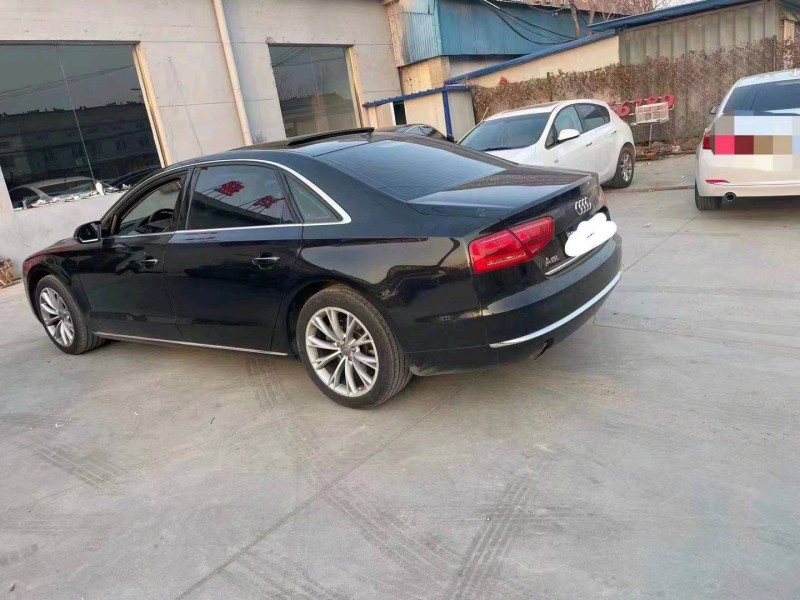 北京13年奥迪A8L6