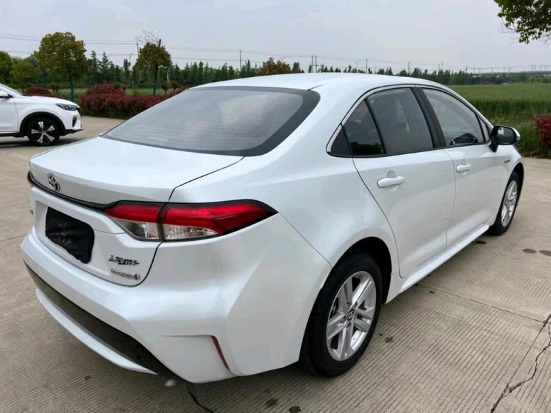 盐城21年丰田雷凌5