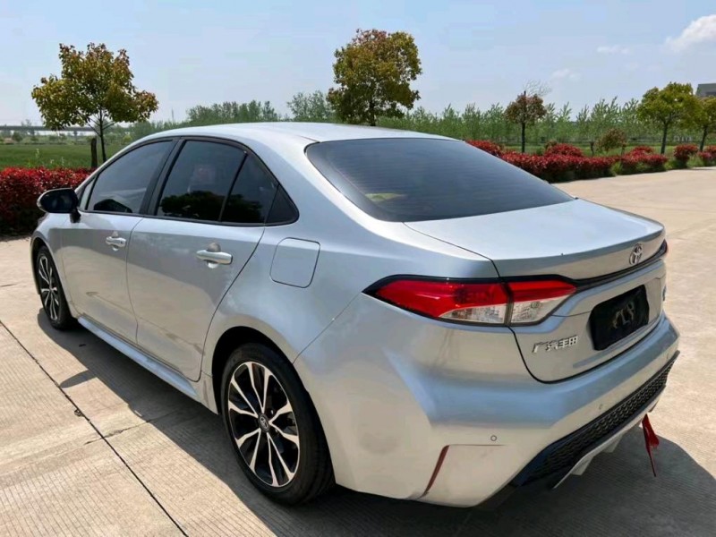 盐城21年丰田雷凌5