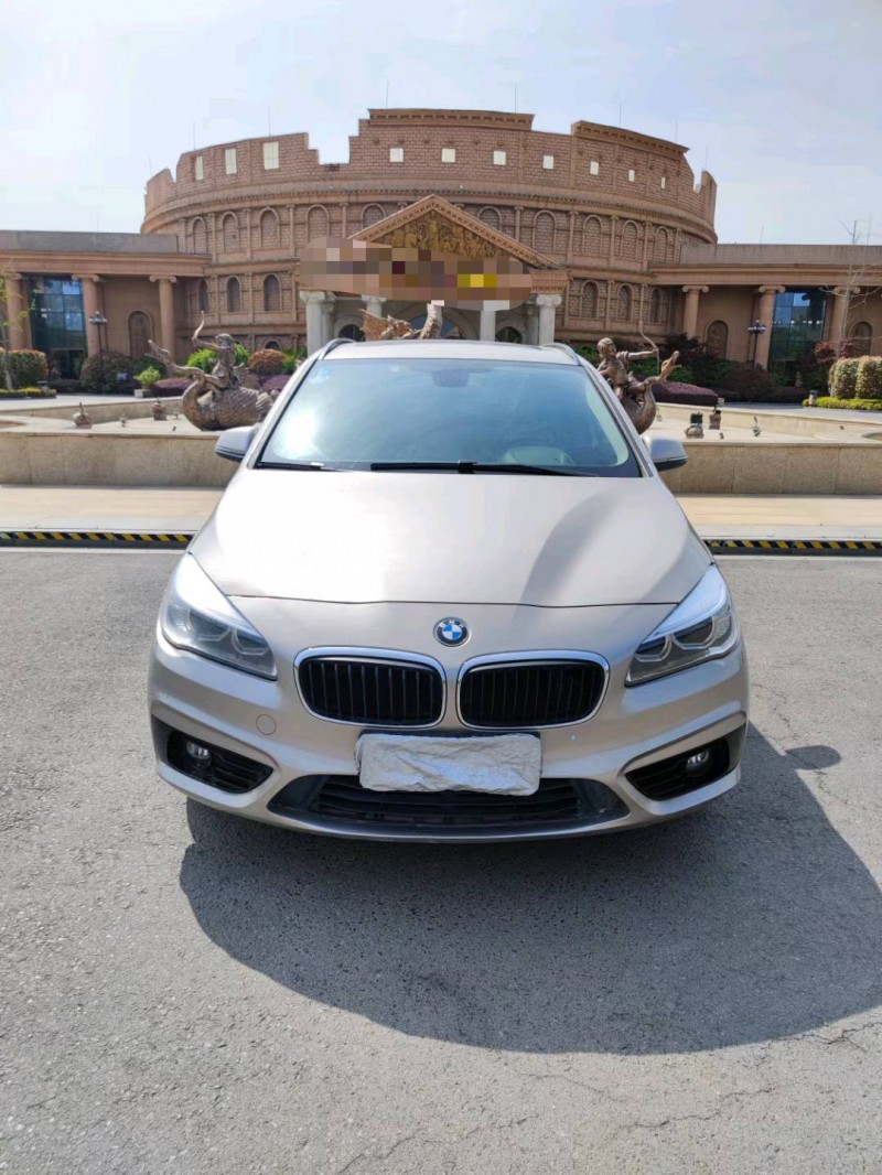 徐州17年宝马2系9