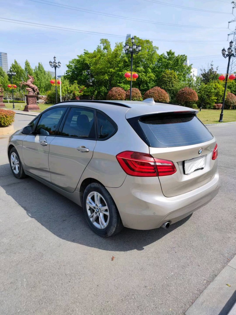 徐州17年宝马2系2