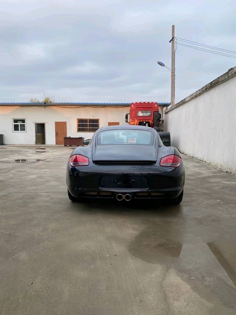 徐州11年保时捷卡曼1