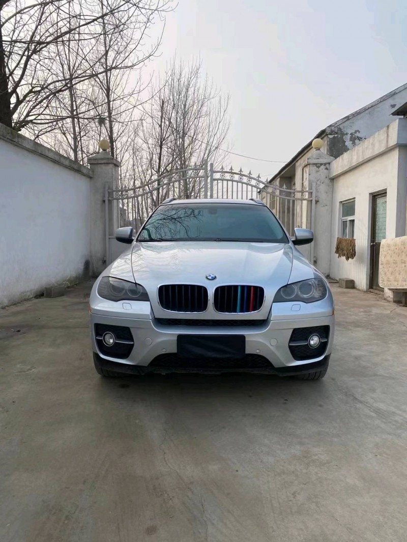 徐州09年宝马X68