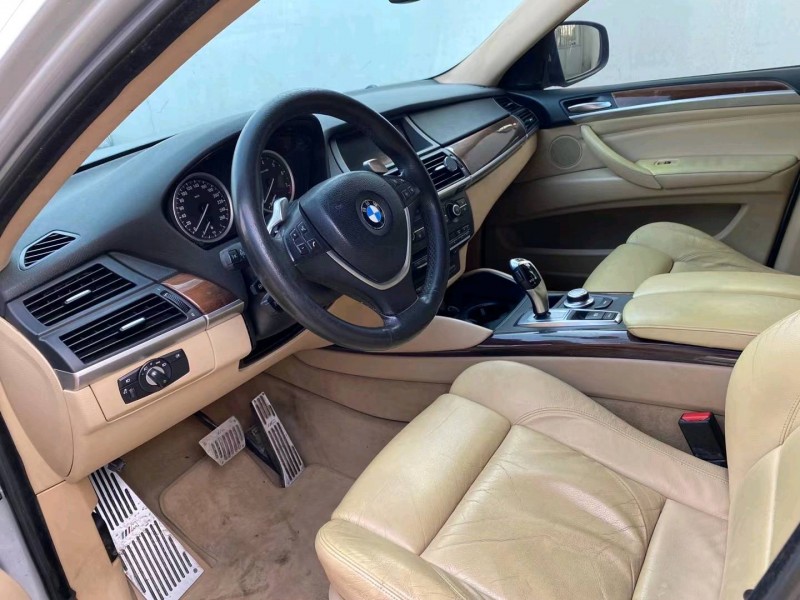 徐州09年宝马X64