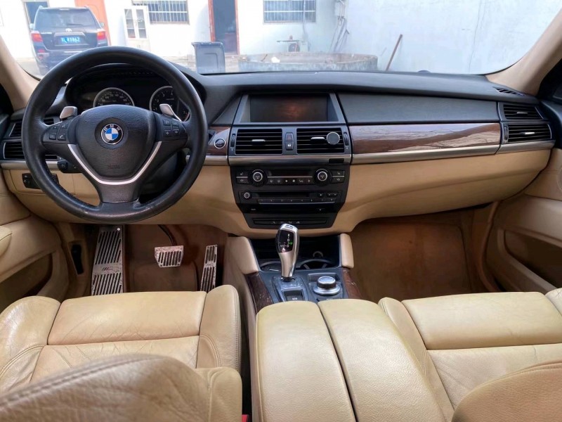 徐州09年宝马X65