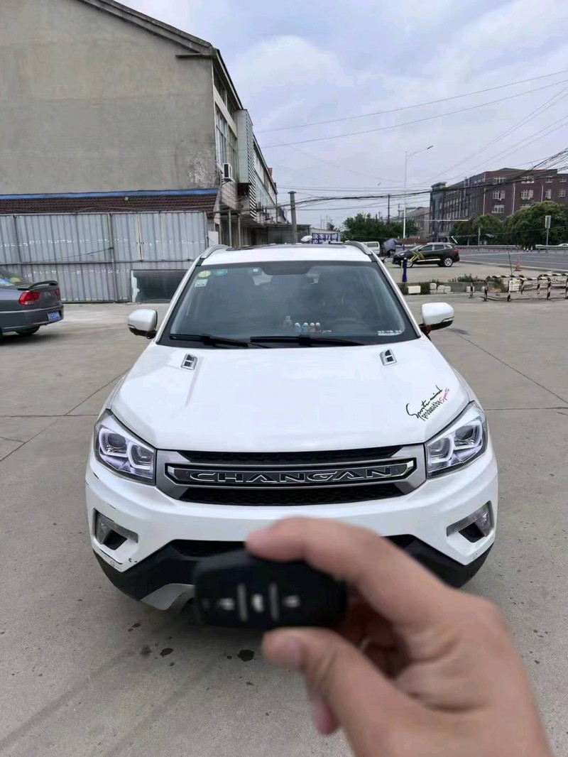 南通16年長安汽車CS751