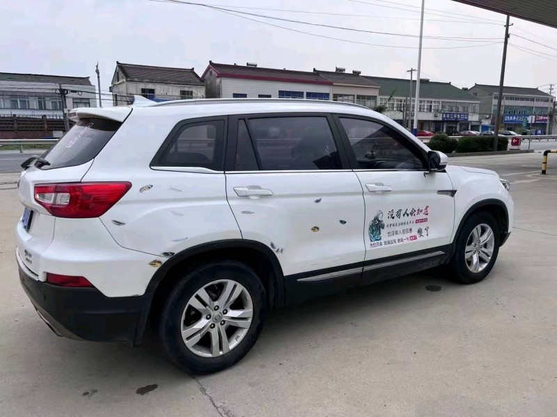 南通16年長安汽車CS755