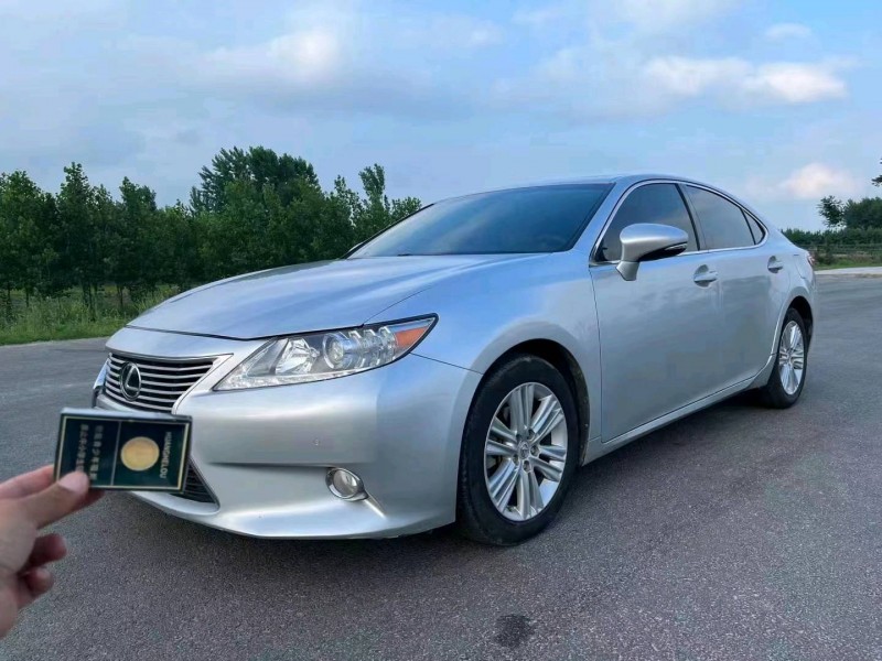 北京12年雷克萨斯ES6