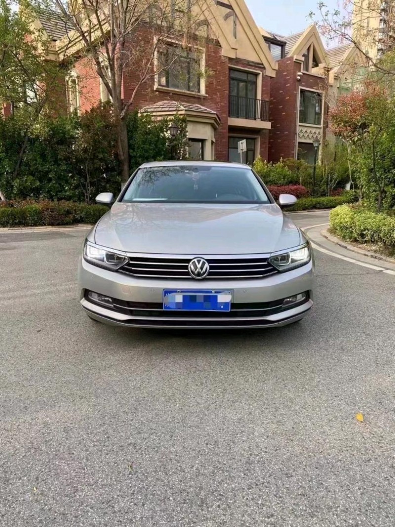 潍坊17年大众迈腾9