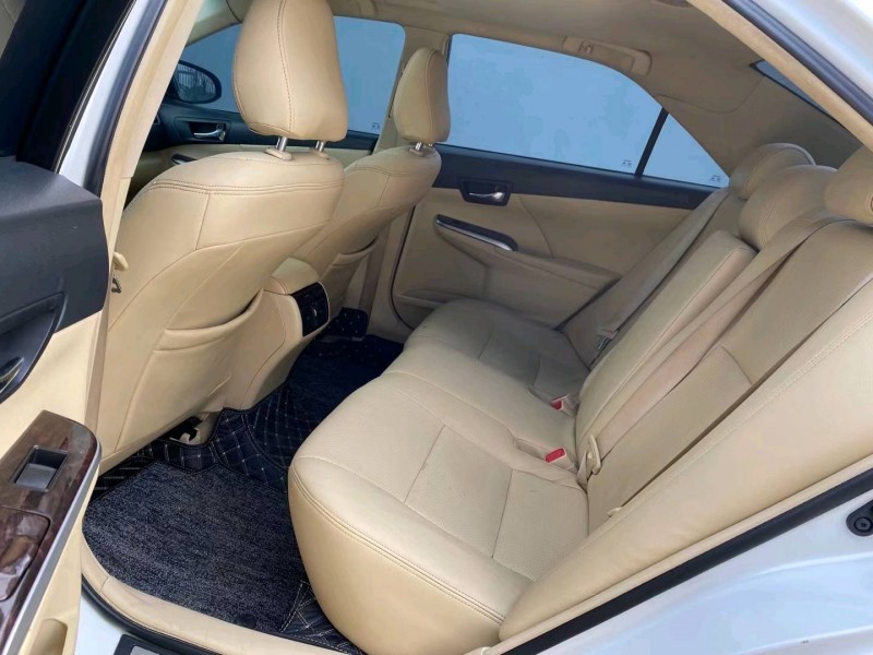 徐州17年丰田凯美瑞3