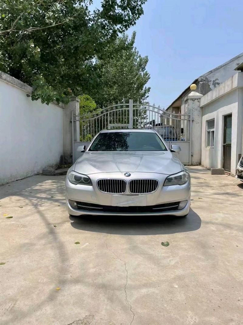 徐州11年宝马5系8