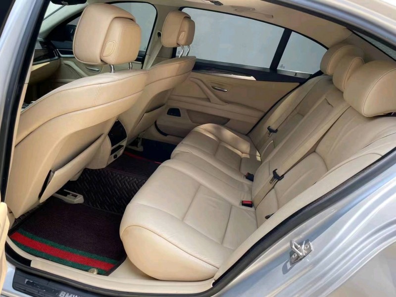 徐州11年宝马5系4