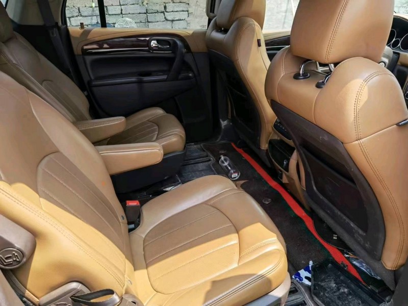 青岛15年别克昂科雷5