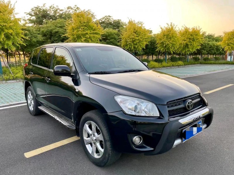 煙臺13年豐田RAV43