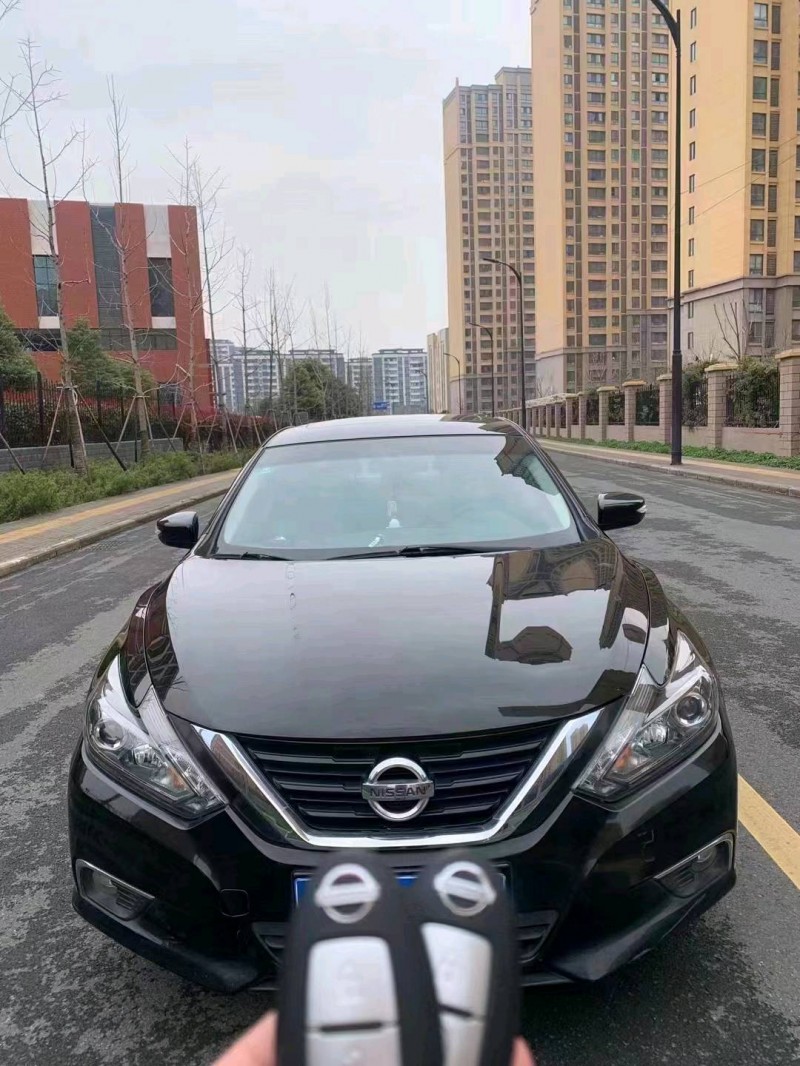 阜陽19年日產天籟1