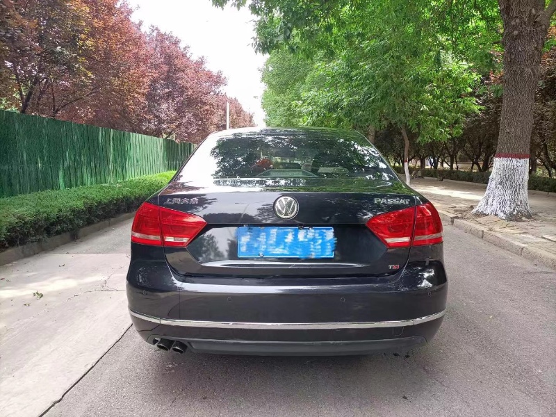 青岛14年大众帕萨特6