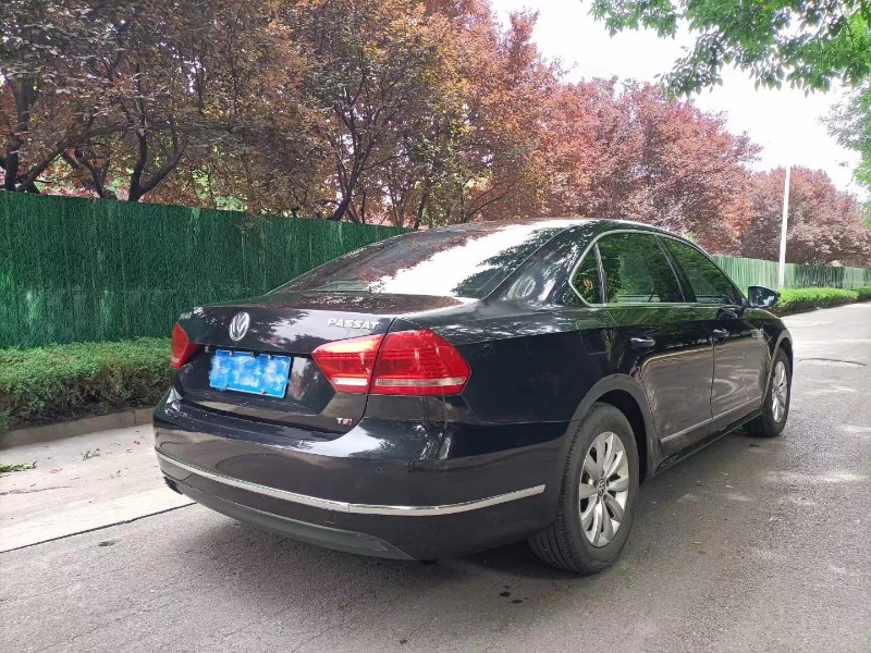 青岛14年大众帕萨特4
