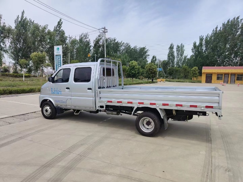 青岛21年长安汽车神骐T203