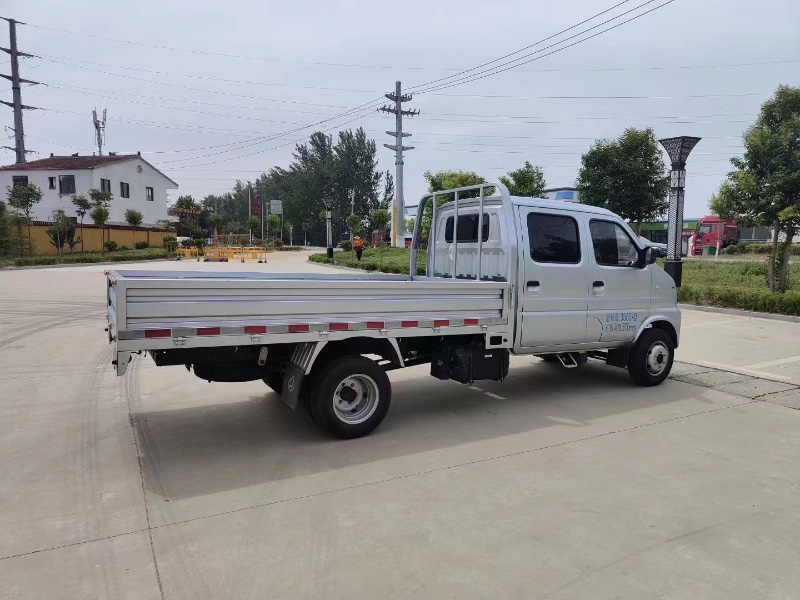 青岛21年长安汽车神骐T201