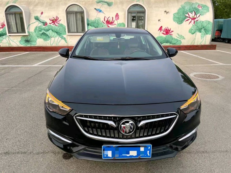 烟台18年别克君越8