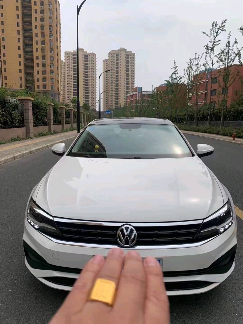 阜陽19年大眾凌渡1