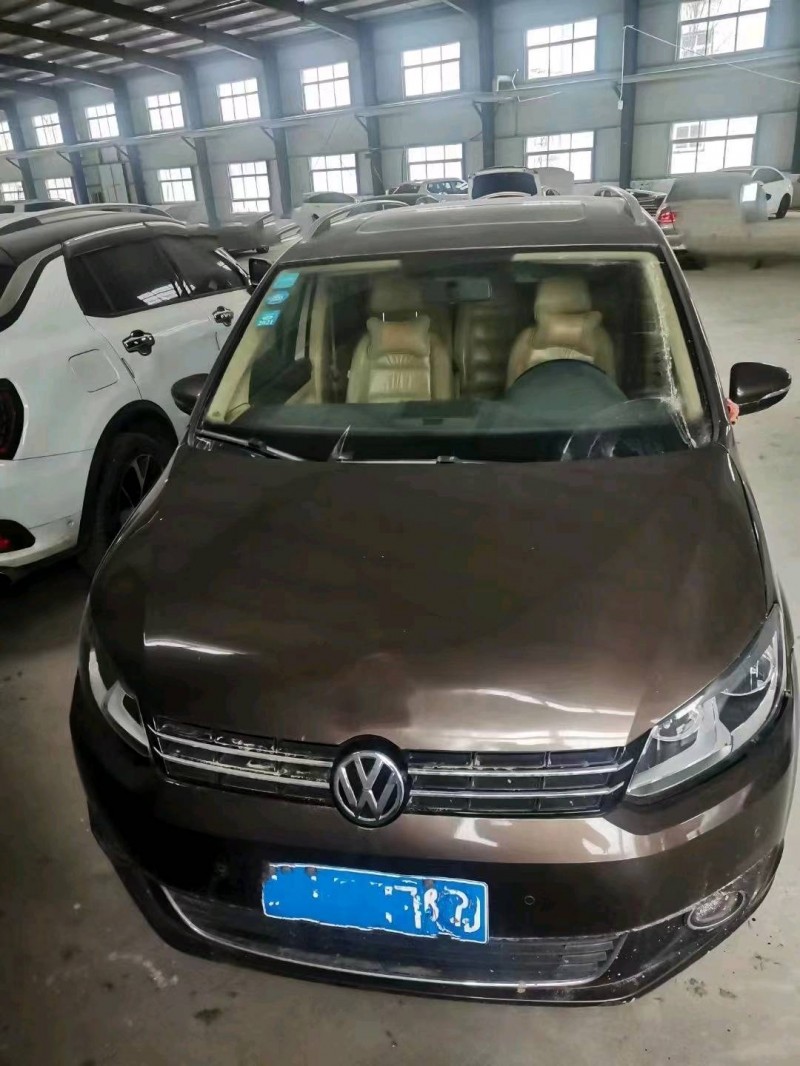 鄭州12年大眾途安1