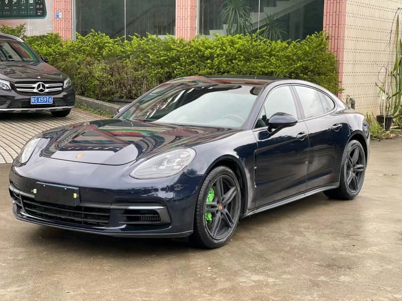 东莞19年保时捷帕拉梅拉2