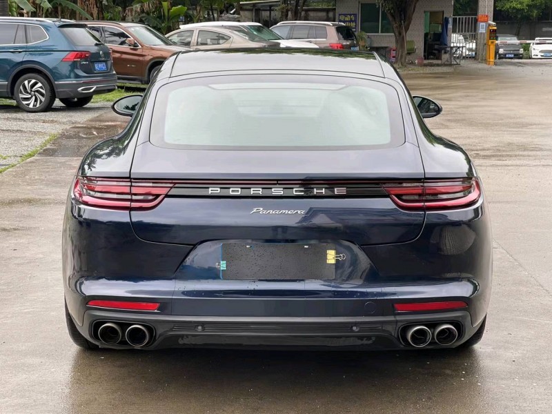 东莞19年保时捷帕拉梅拉4