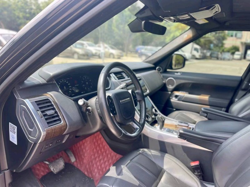 东莞18年路虎揽胜运动9