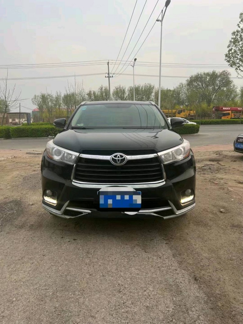 邯郸16年丰田汉兰达1