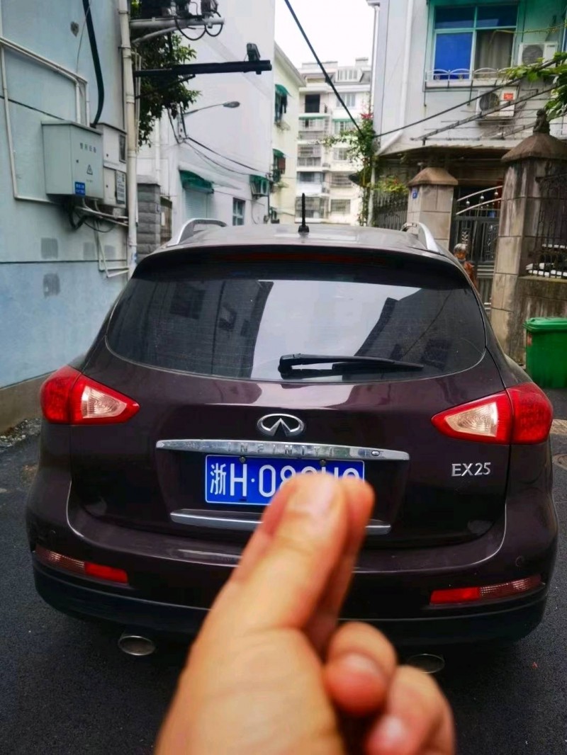 杭州12年英菲尼迪EX252