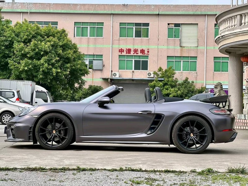 东莞17年保时捷7185