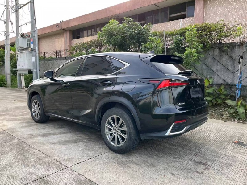 东莞17年雷克萨斯NX7