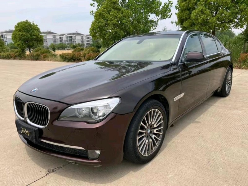 盐城09年宝马7系2