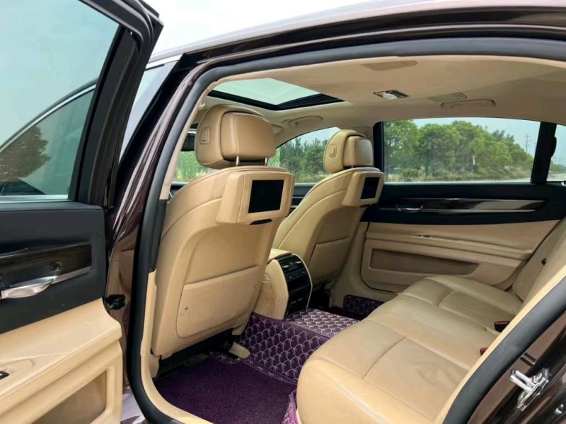 盐城09年宝马7系6