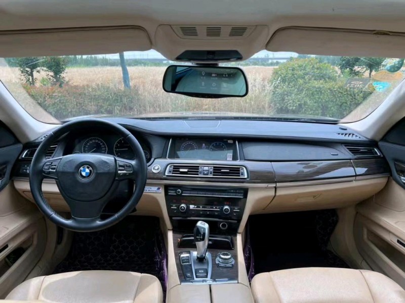 盐城09年宝马7系7