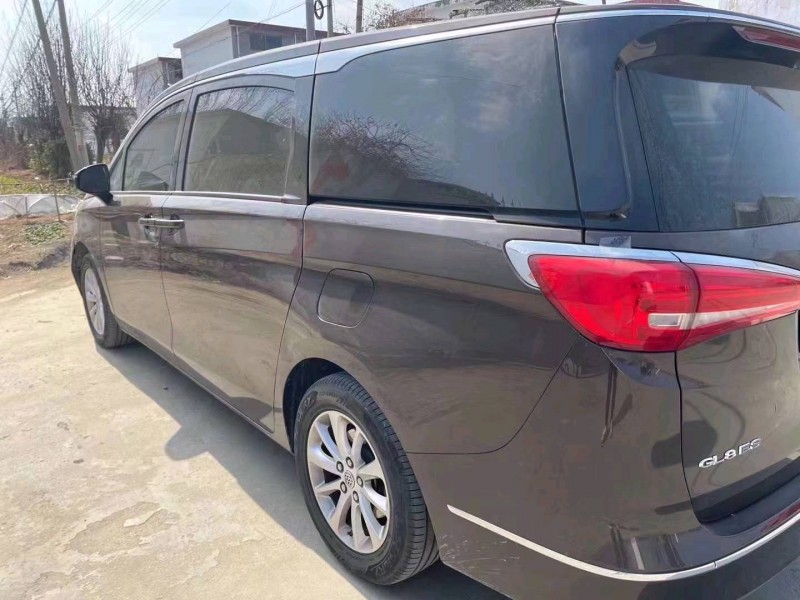 枣庄17年别克GL88