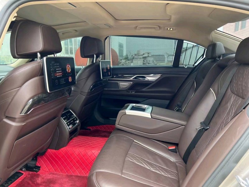 盐城17年宝马7系5