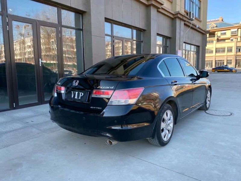 徐州11年本田雅阁8