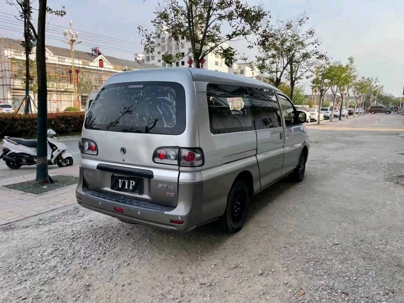 徐州16年东风菱智7